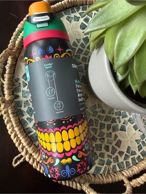 Owala Special Edition SUGAR SKULL FreeSip 32oz Stainless Steel Tumbler